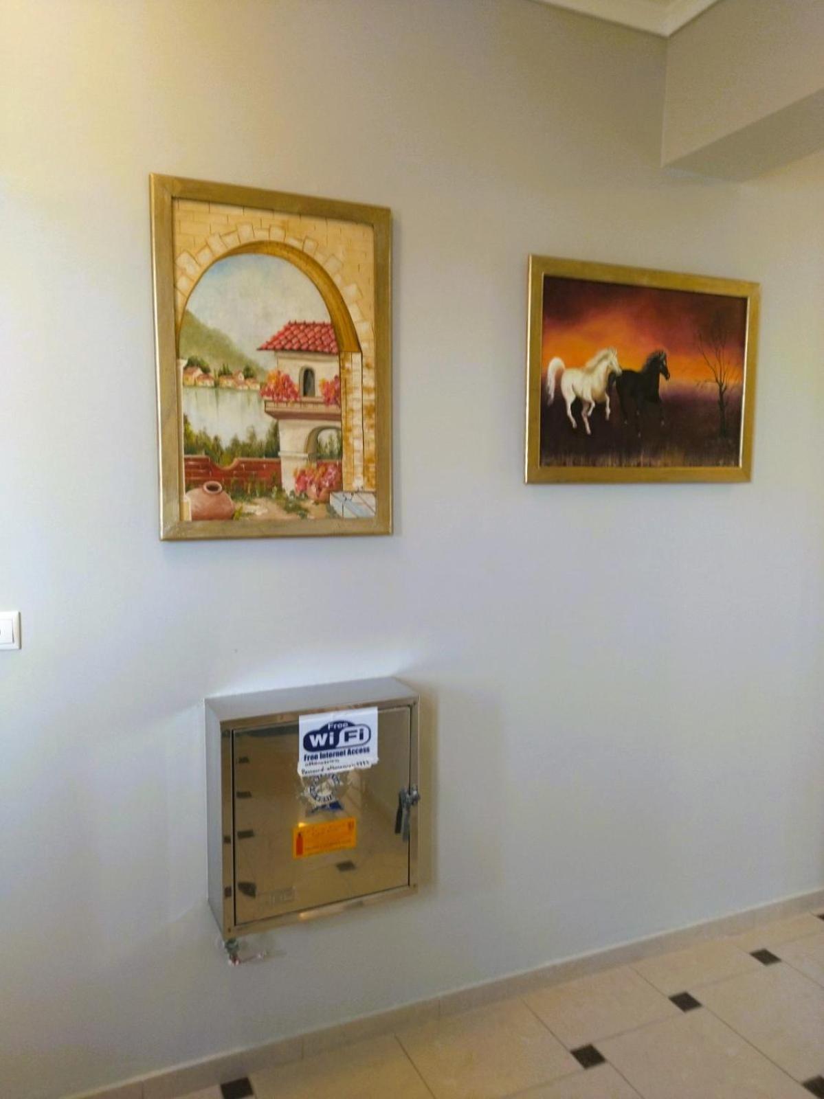Athanasia Inn Vrasná 외부 사진