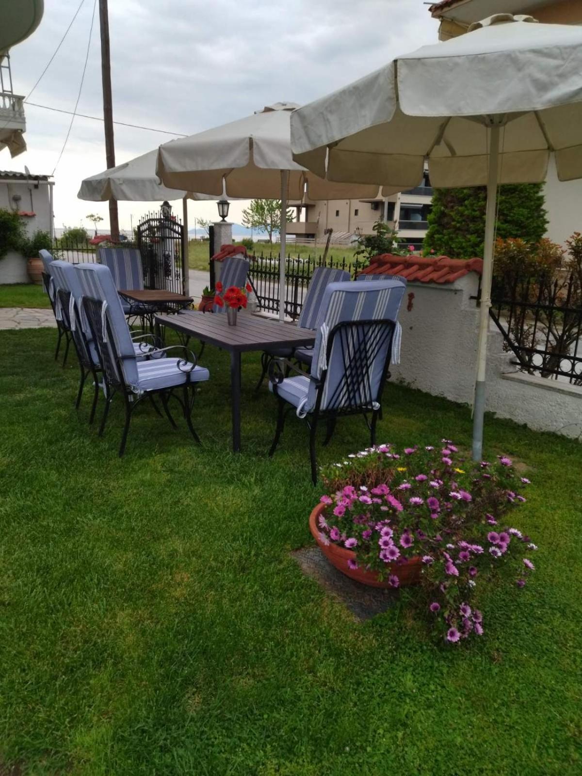 Athanasia Inn Vrasná 외부 사진