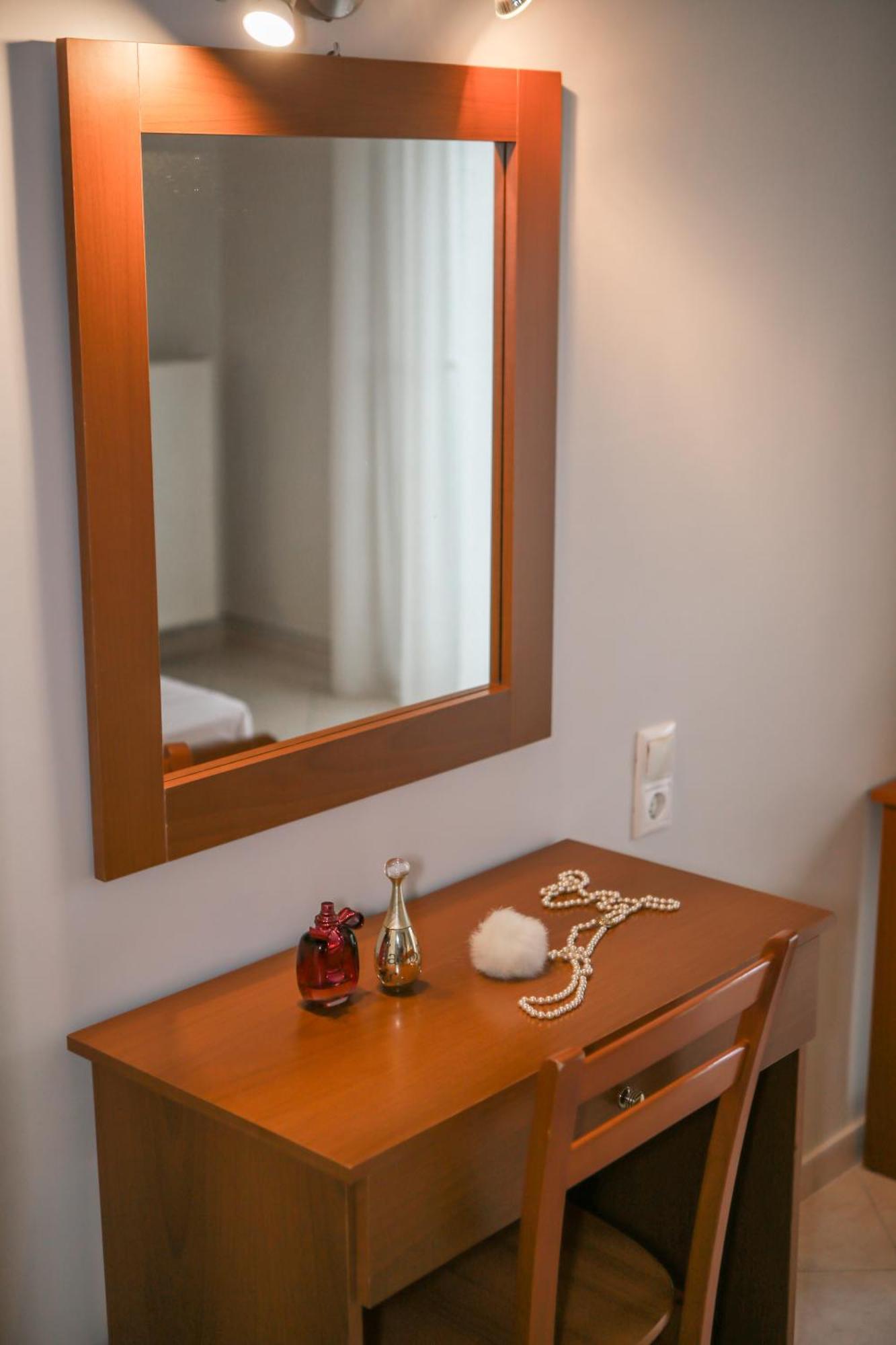 Athanasia Inn Vrasná 외부 사진