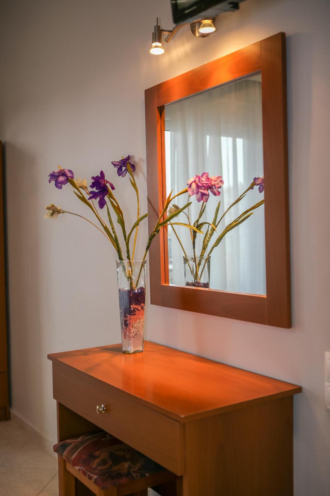 Athanasia Inn Vrasná 외부 사진