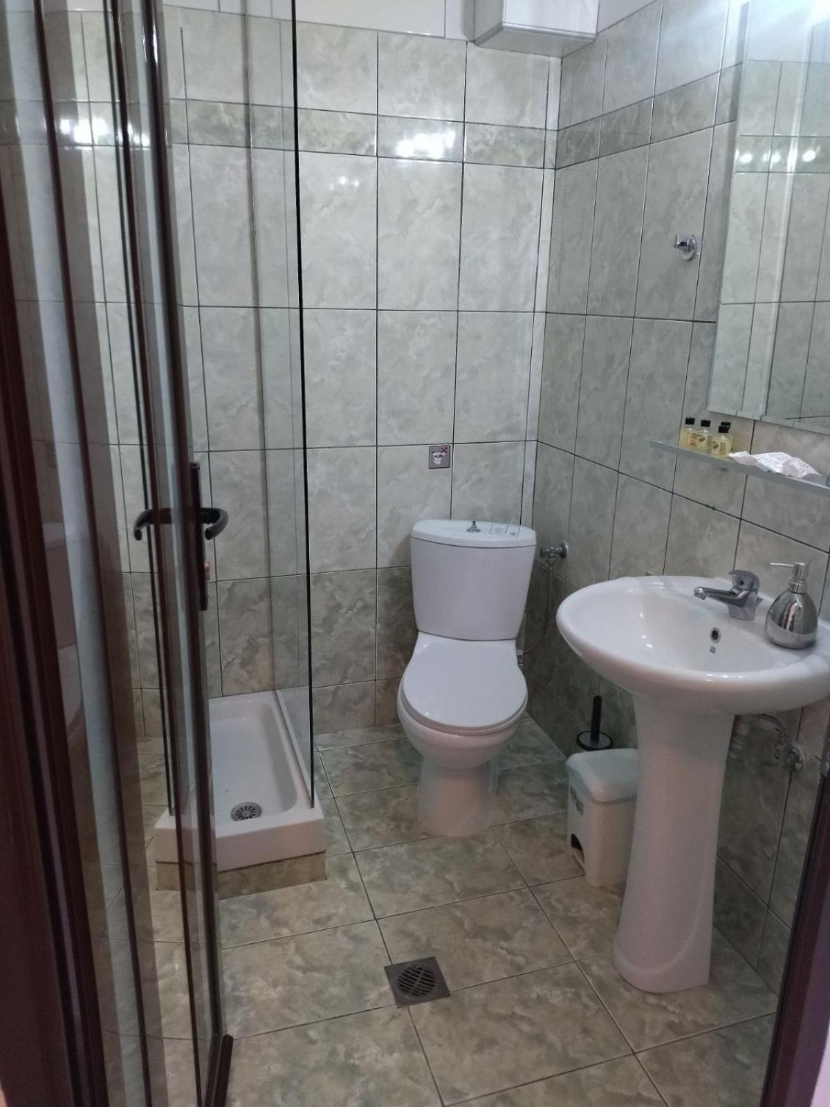 Athanasia Inn Vrasná 외부 사진