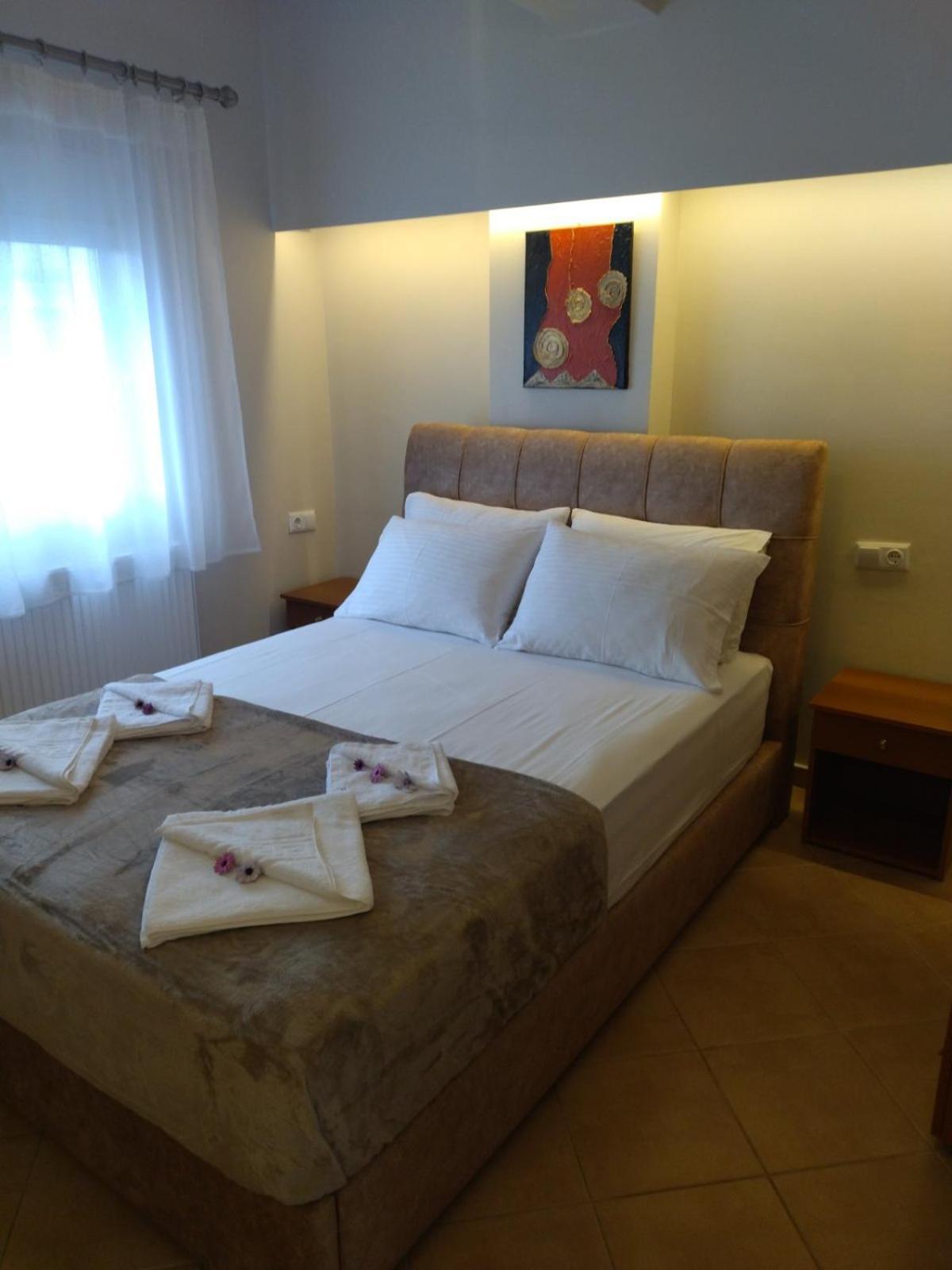 Athanasia Inn Vrasná 외부 사진