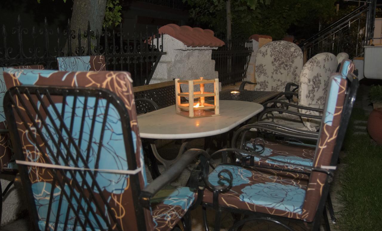 Athanasia Inn Vrasná 외부 사진